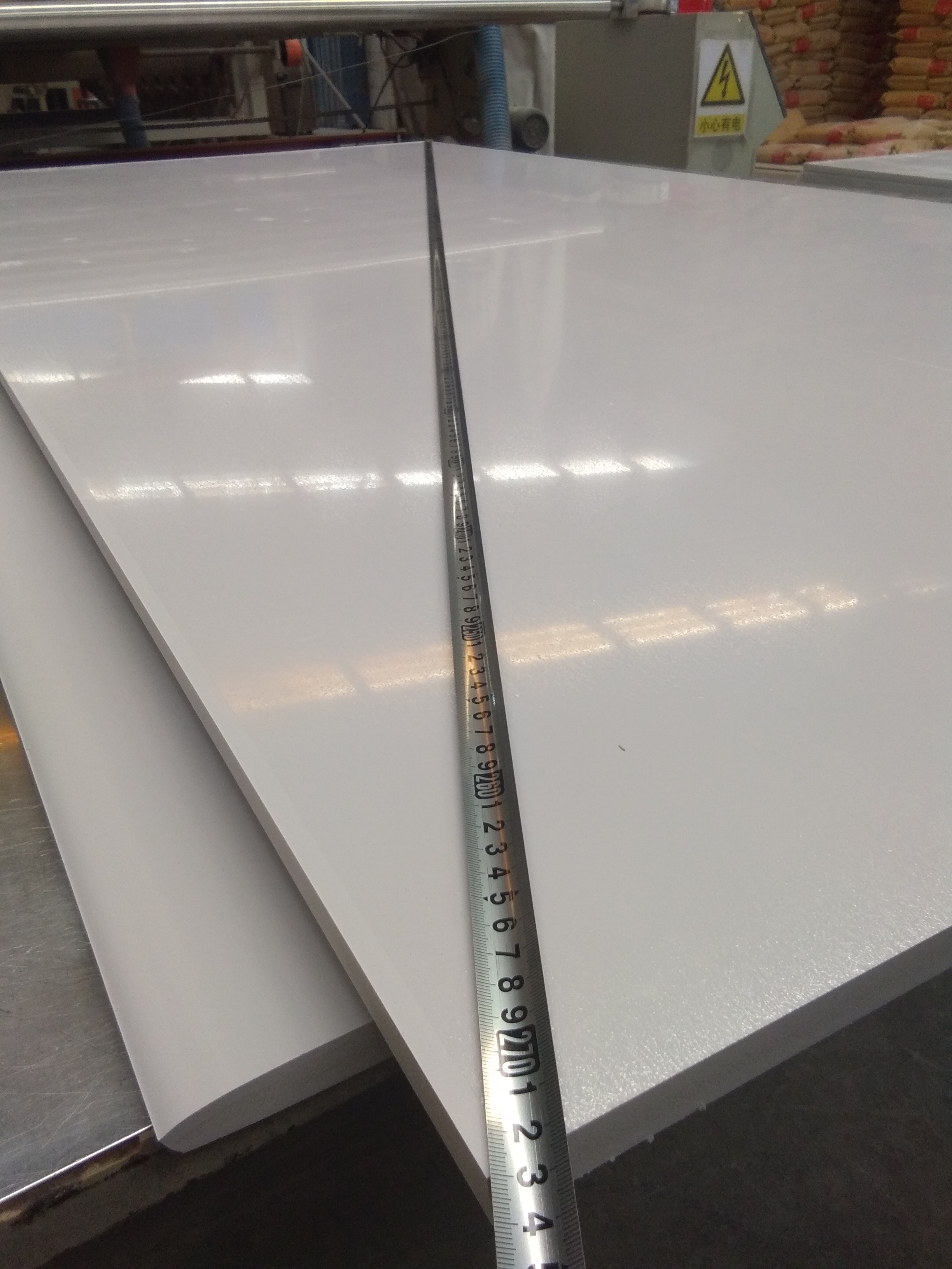 Goldensign high density pvc co-extruded board for building and cabinet 